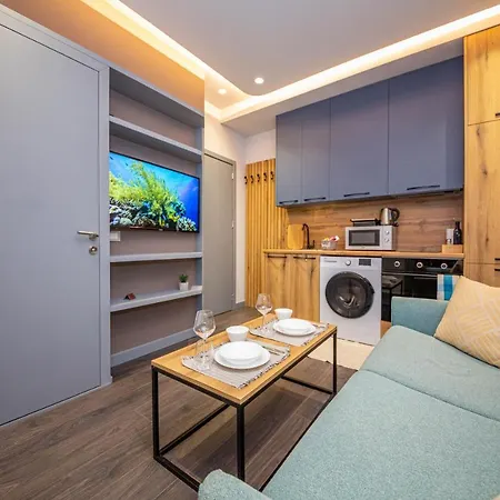Apartment Blloku Unique Tirana